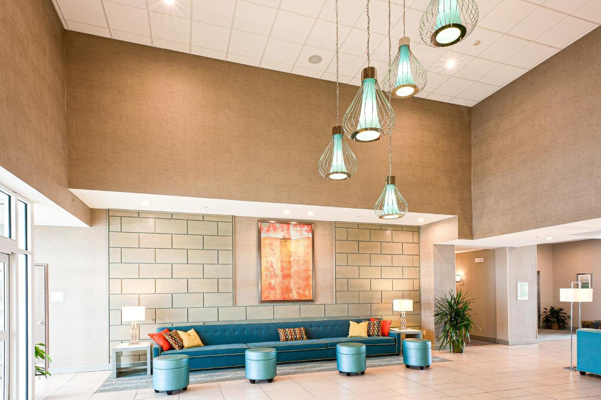 Holiday Inn Guin By Ihg Twin Exterior photo